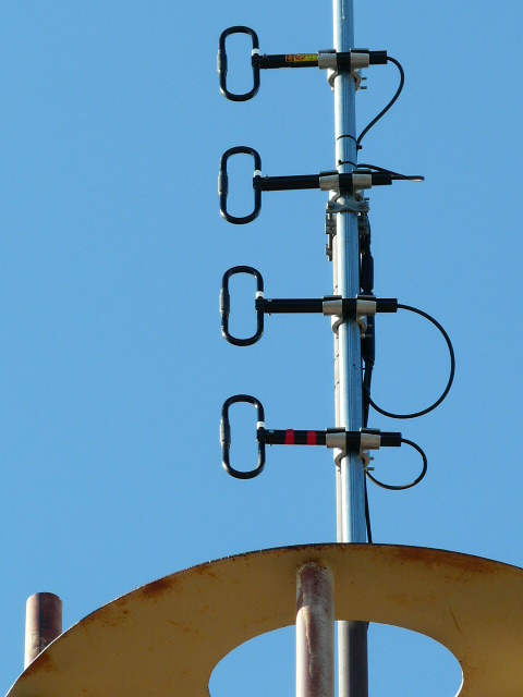 Primary antenna